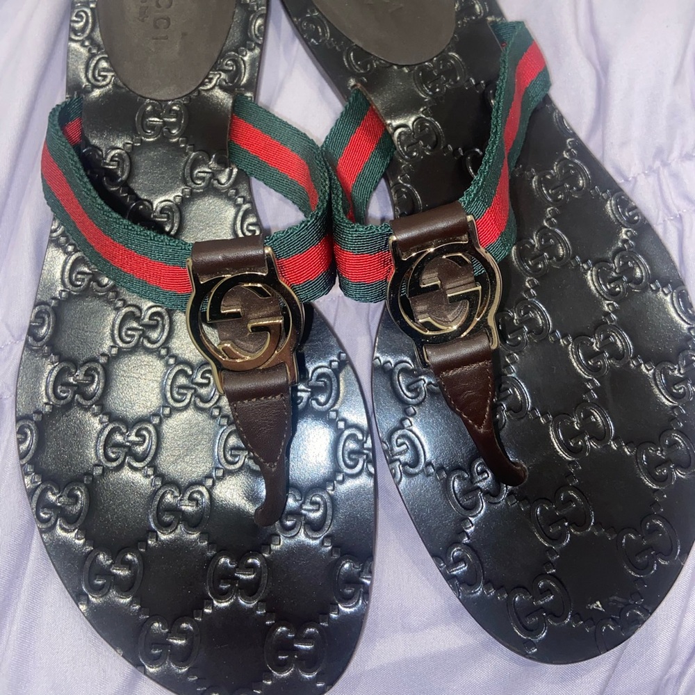 Gucci flip flops